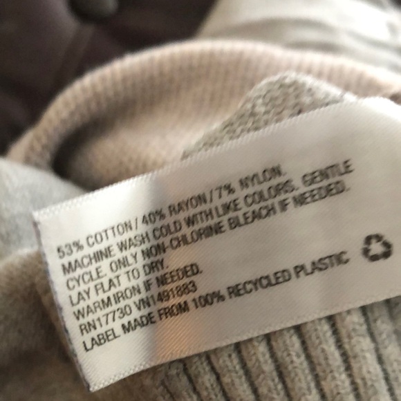 Merona Gray Plaid Women's Sweater - Picture 7 of 8